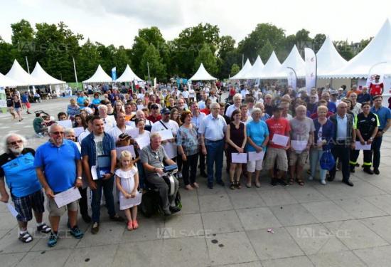 Photos medailles fete benevolat2018